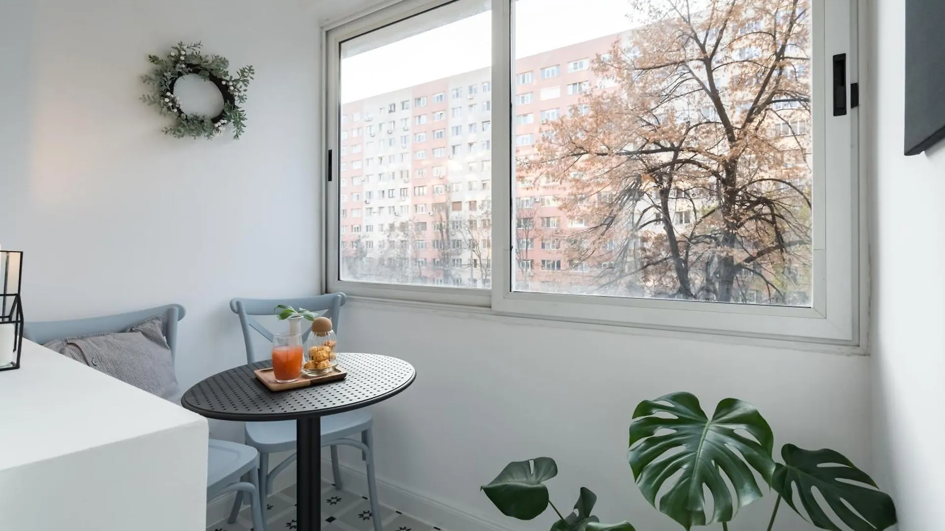 Apartment Ariel Studio Dristor Bucharest