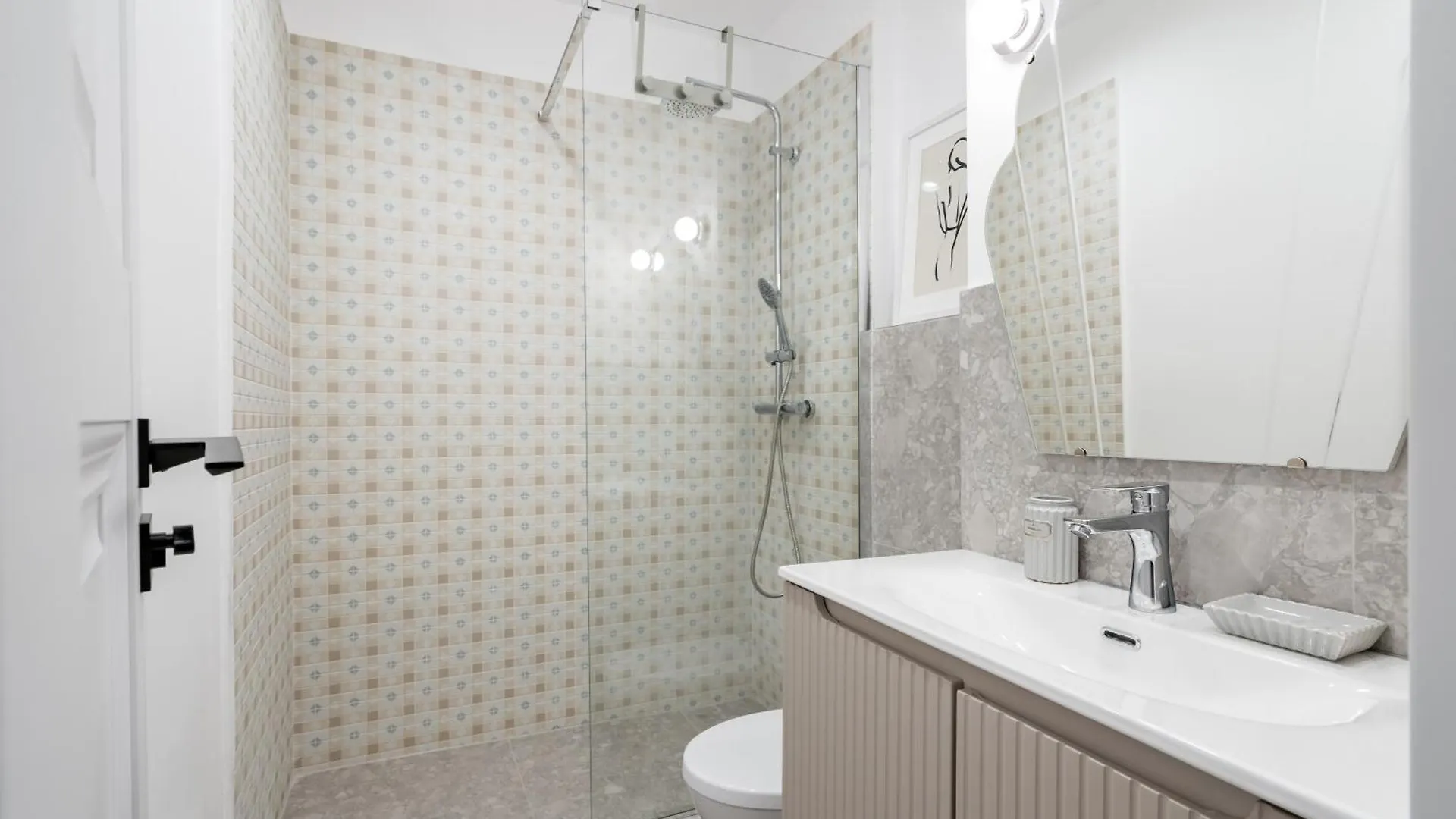 Apartment Ariel Studio Dristor Bucharest